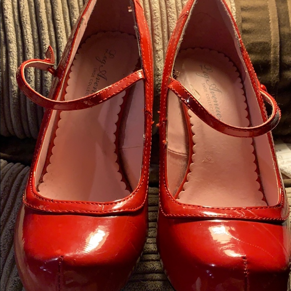 Beautiful red Leg Avenue stiletto heels new